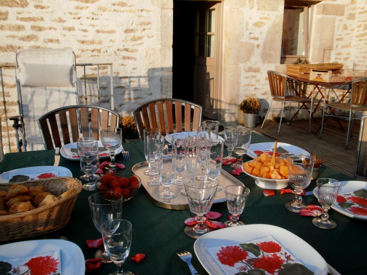Joux-la-Ville Val De La Nef B&B 외부 사진
